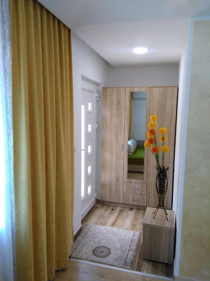 Apartmani Slado เทรบินเย ภายนอก รูปภาพ