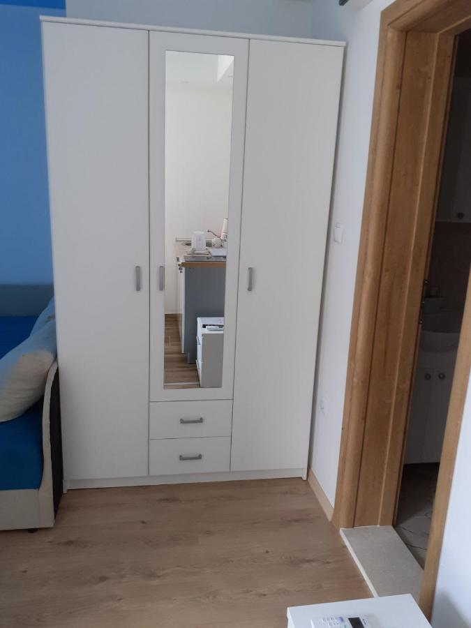 Apartmani Slado เทรบินเย ภายนอก รูปภาพ