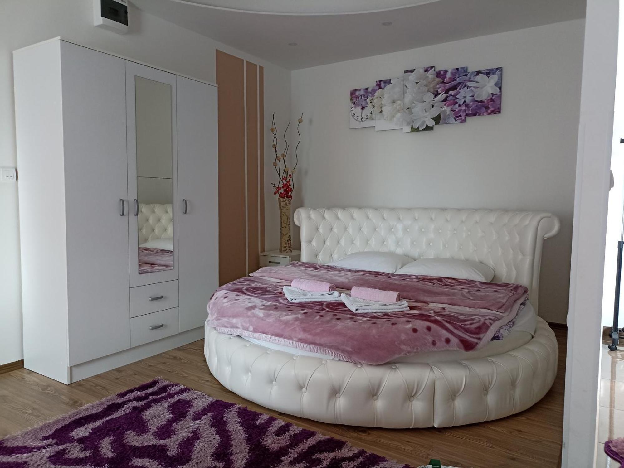 Apartmani Slado เทรบินเย ภายนอก รูปภาพ