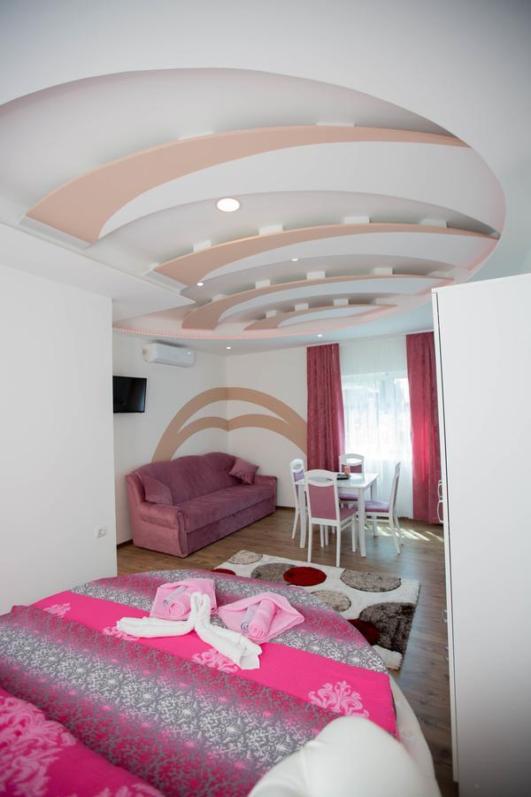 Apartmani Slado เทรบินเย ภายนอก รูปภาพ
