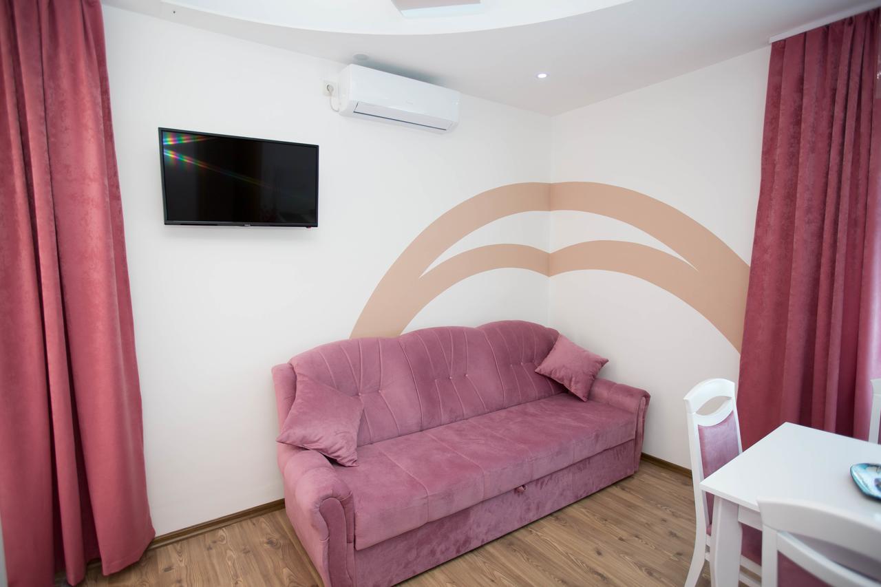 Apartmani Slado เทรบินเย ภายนอก รูปภาพ