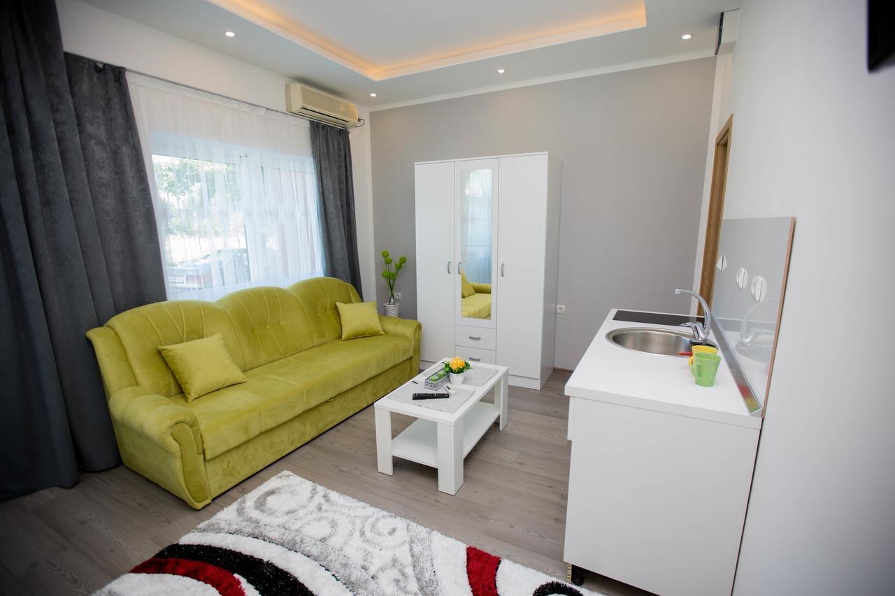 Apartmani Slado เทรบินเย ภายนอก รูปภาพ