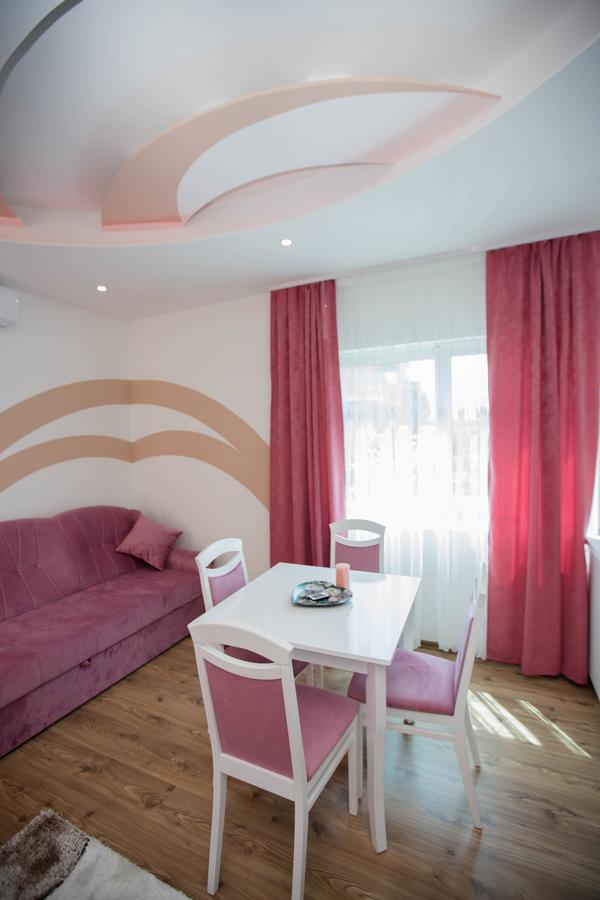 Apartmani Slado เทรบินเย ภายนอก รูปภาพ